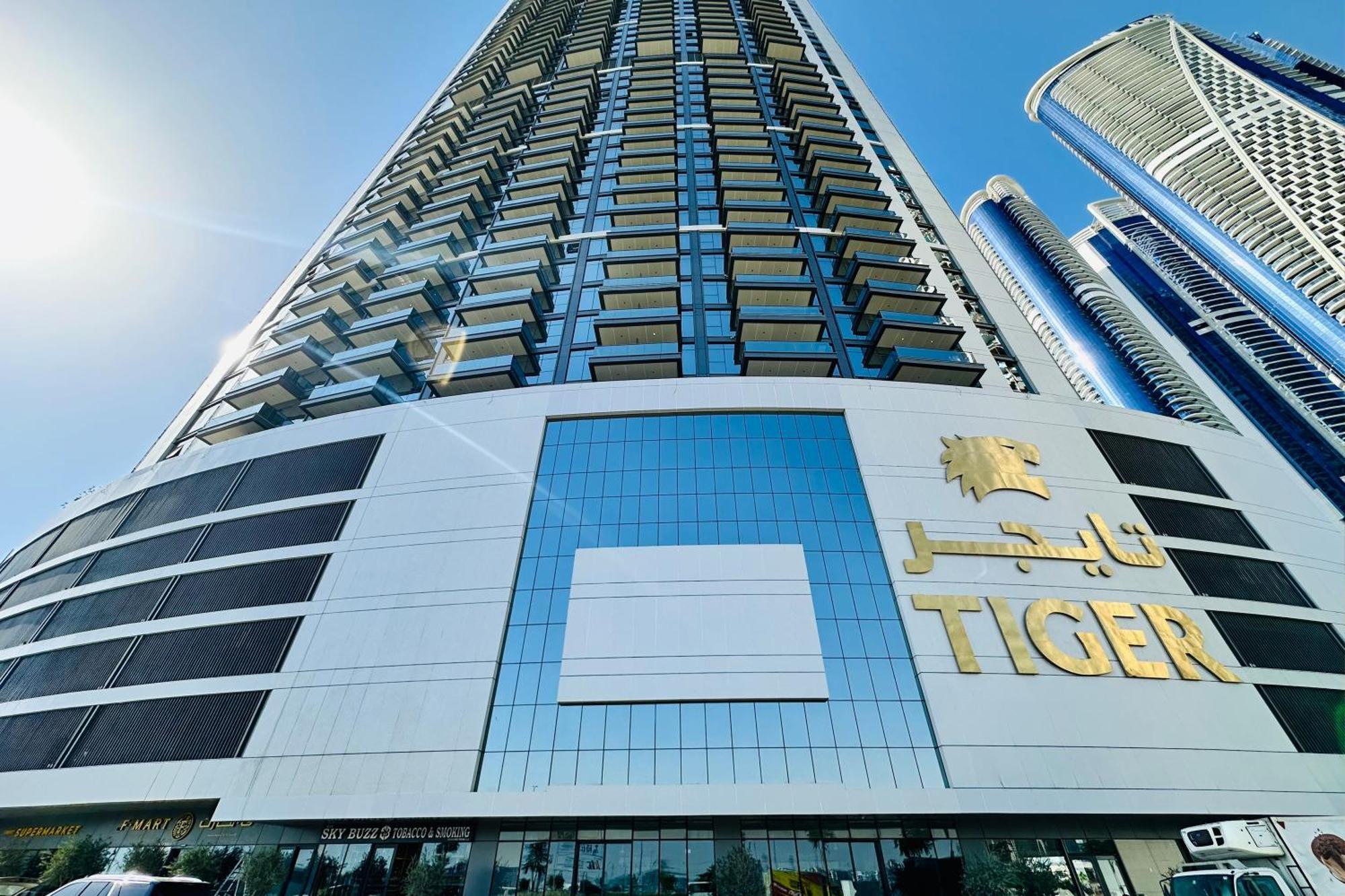 Vserve High Floor Bliss In Dubai's Iconic Skyline